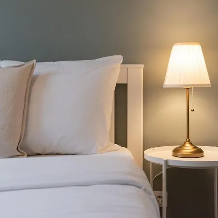 Hypercentre - 2 Pieces Confortable Rijsel