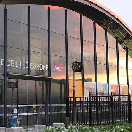 Hypercentre - 2 Pieces Confortable Appartement *