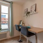 Hypercentre - 2 Pieces Confortable *
